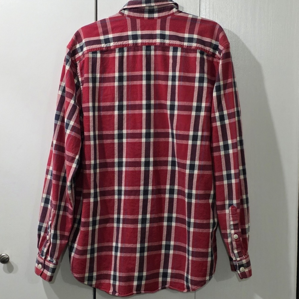 Eddie Bauer Flannel Shirt Mens XL Red Plaid Long Sleeve Button Down Classic Fit - Picture 3 of 7